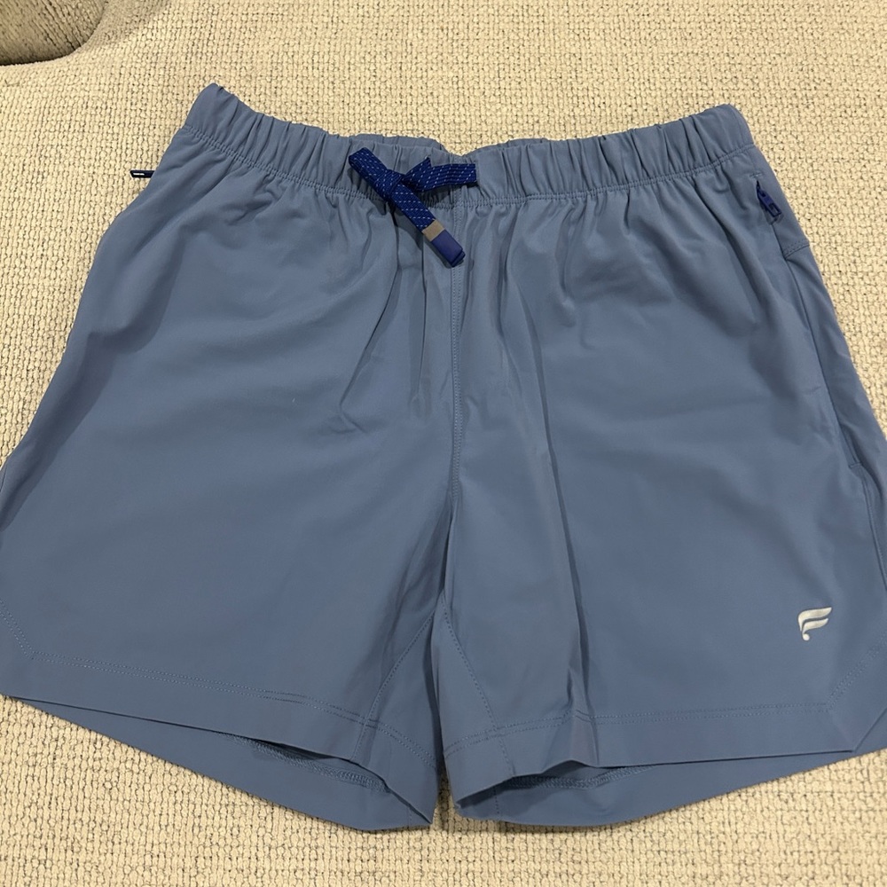 Fabletics 5” shorts